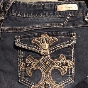 Vanity jeans 32 x 33.